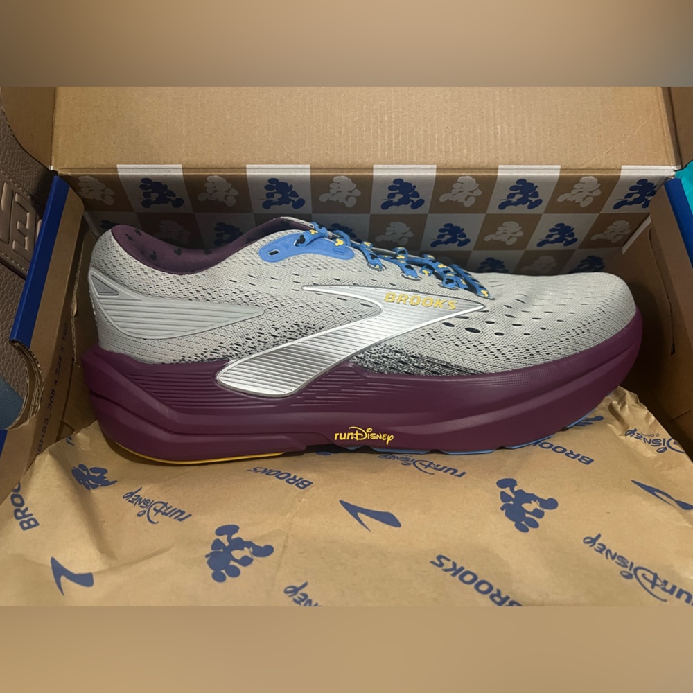RUNDISNEY Brooks Gray and Purple Athletic Shoes Food and Wine Festival